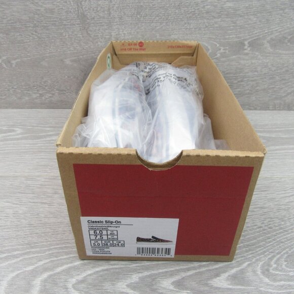 Vans Classic Slip On Hearts Shoes Womens Size 7.5 Black Red NEW - Picture 12 of 13